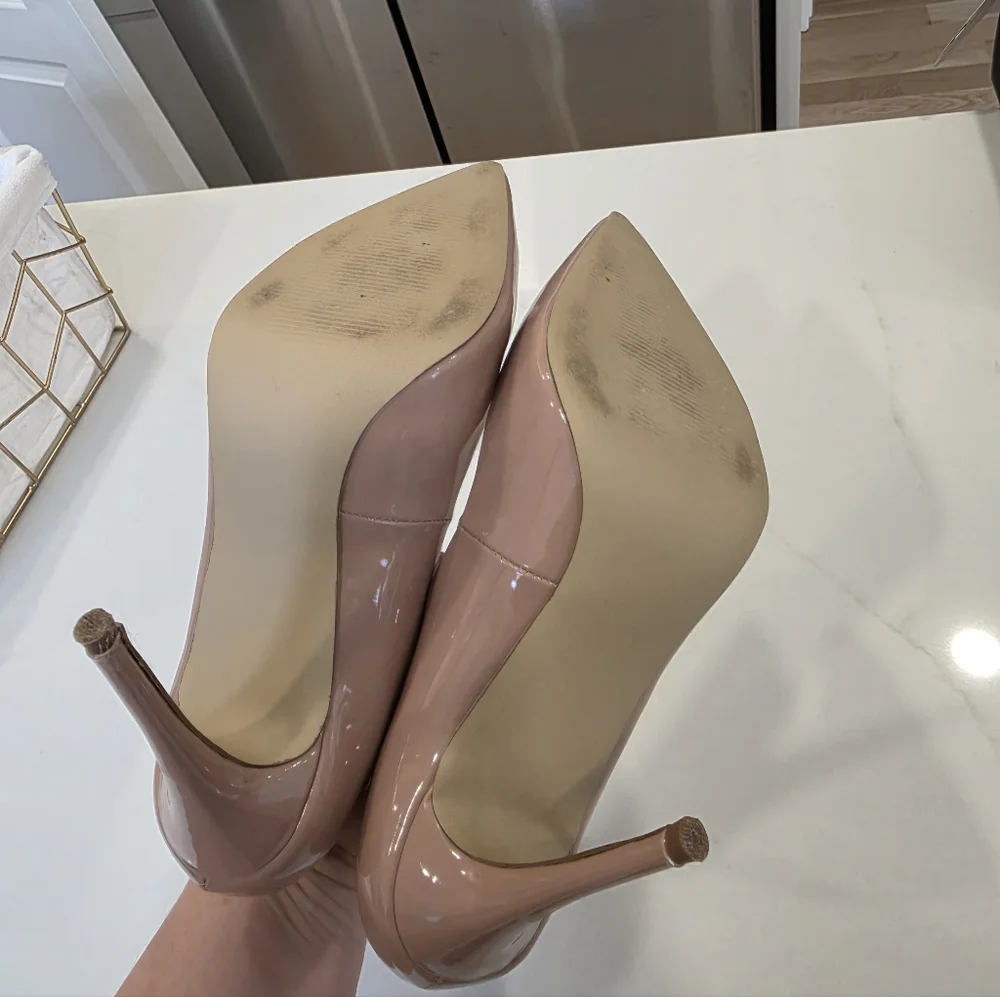 Elegant Nude Stiletto Heels - Picture 4 of 4